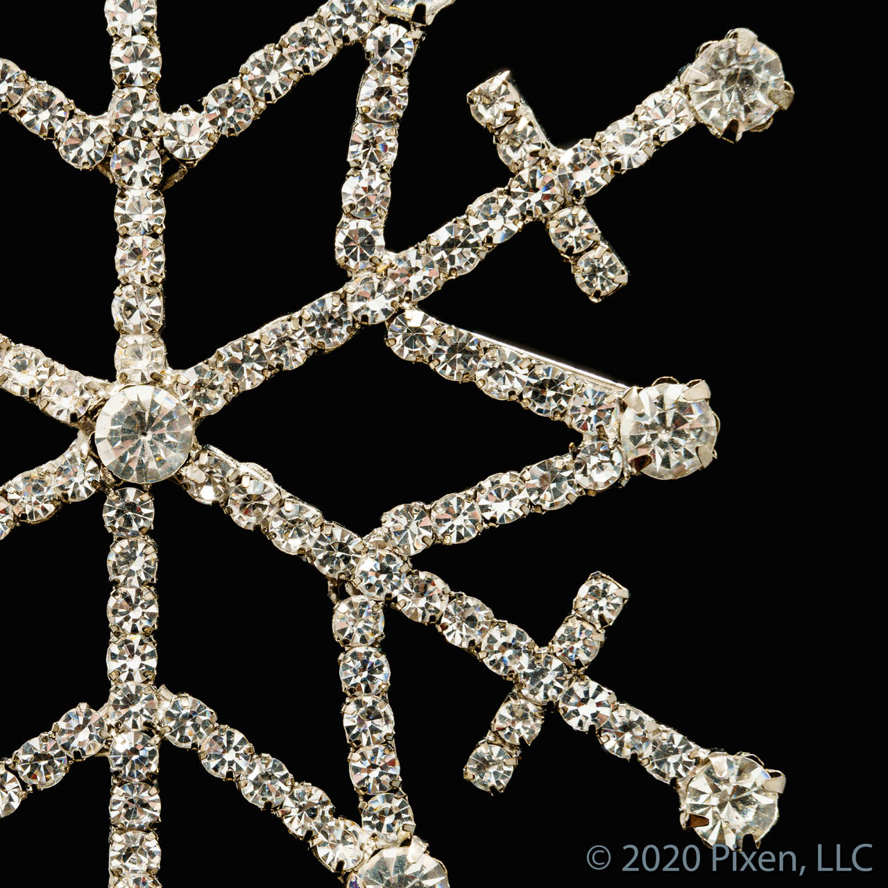 Glow Snowflake Christmas Ornament by Pixen
