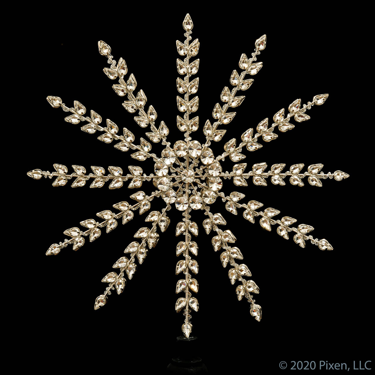Snowflake Christmas Tree Topper by House of Pixen